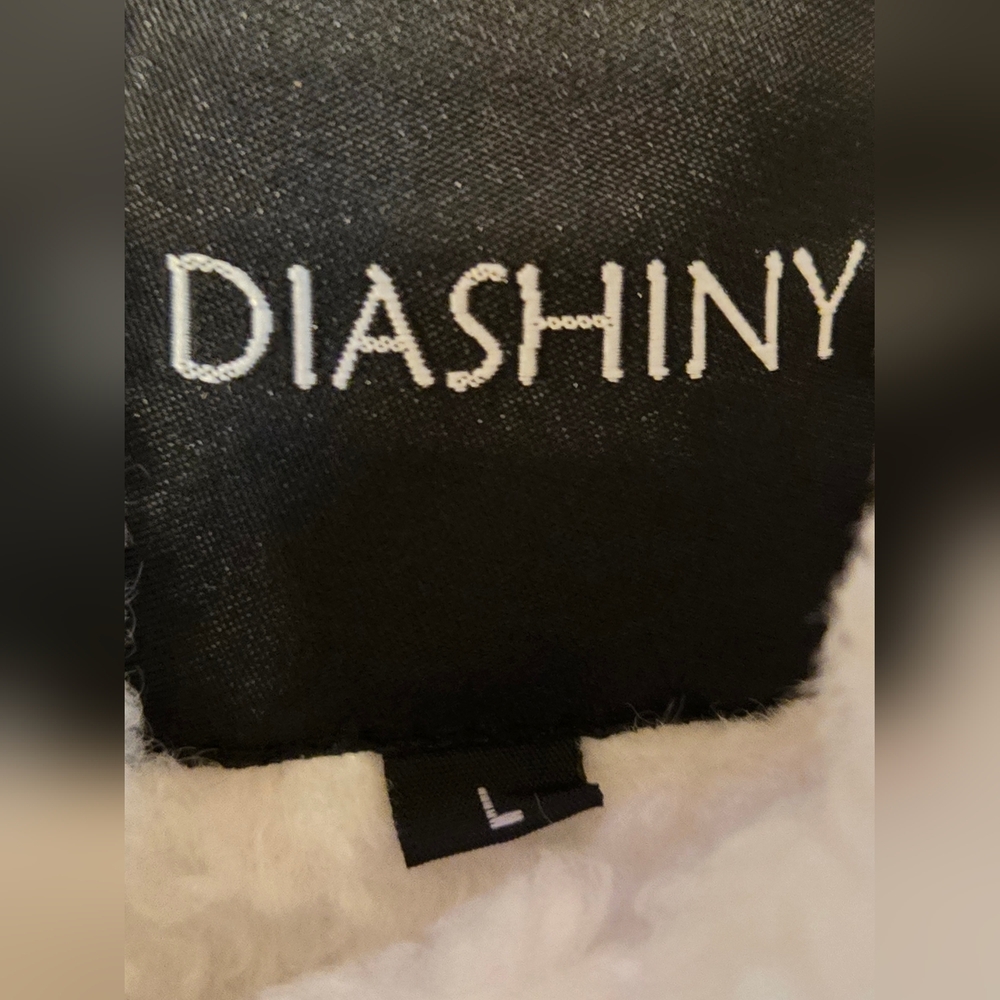 Faux Leather Shearing Fur Winter Coat - Picture 7 of 8